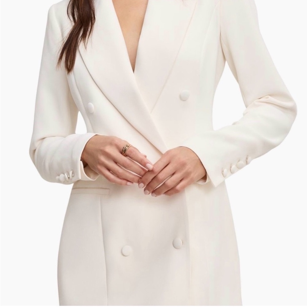 Good American Ivory Blazer with Button Accents- XXL (Dress Size 20)